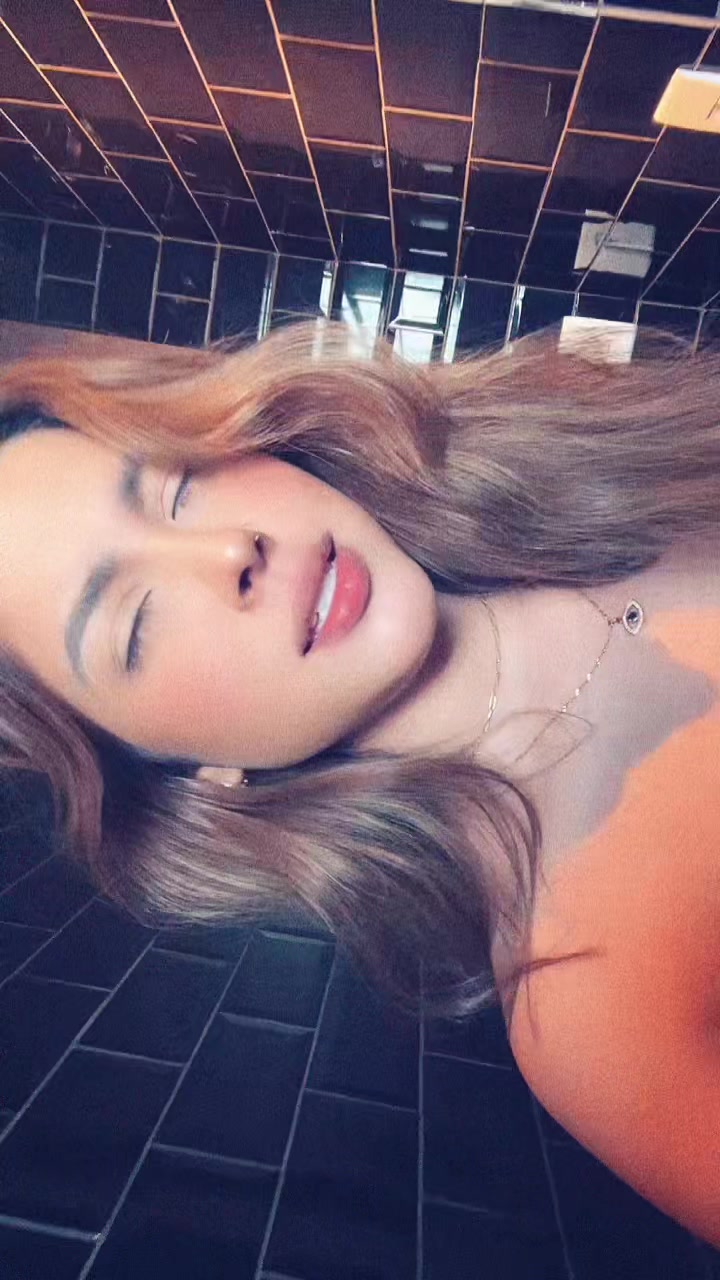 @Victoria Melo