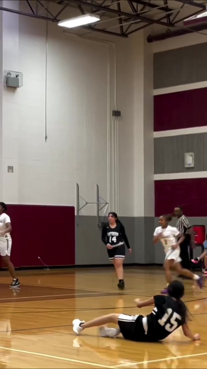 @Ballislife Womens Basketball