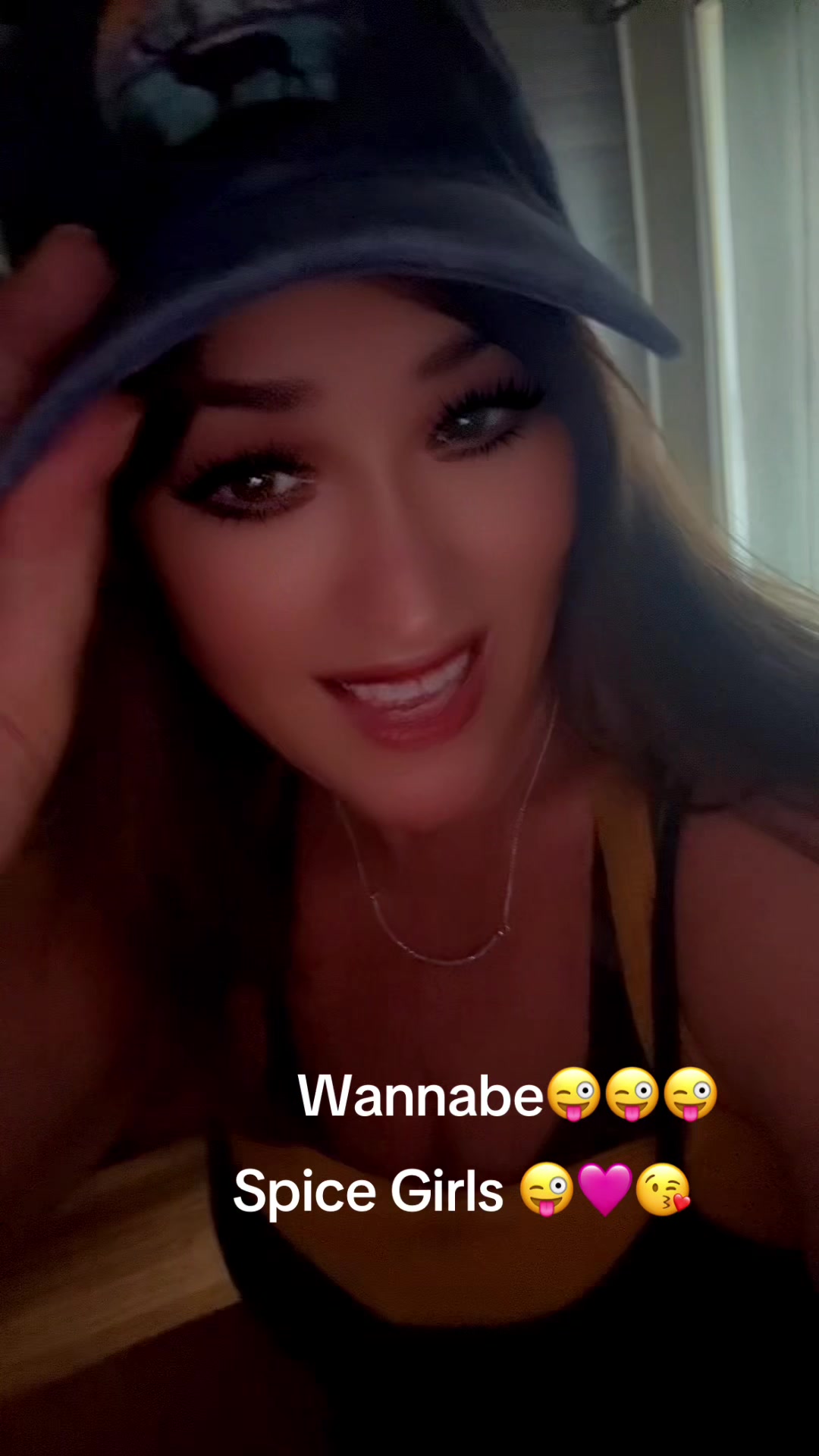 @uptunegirl_