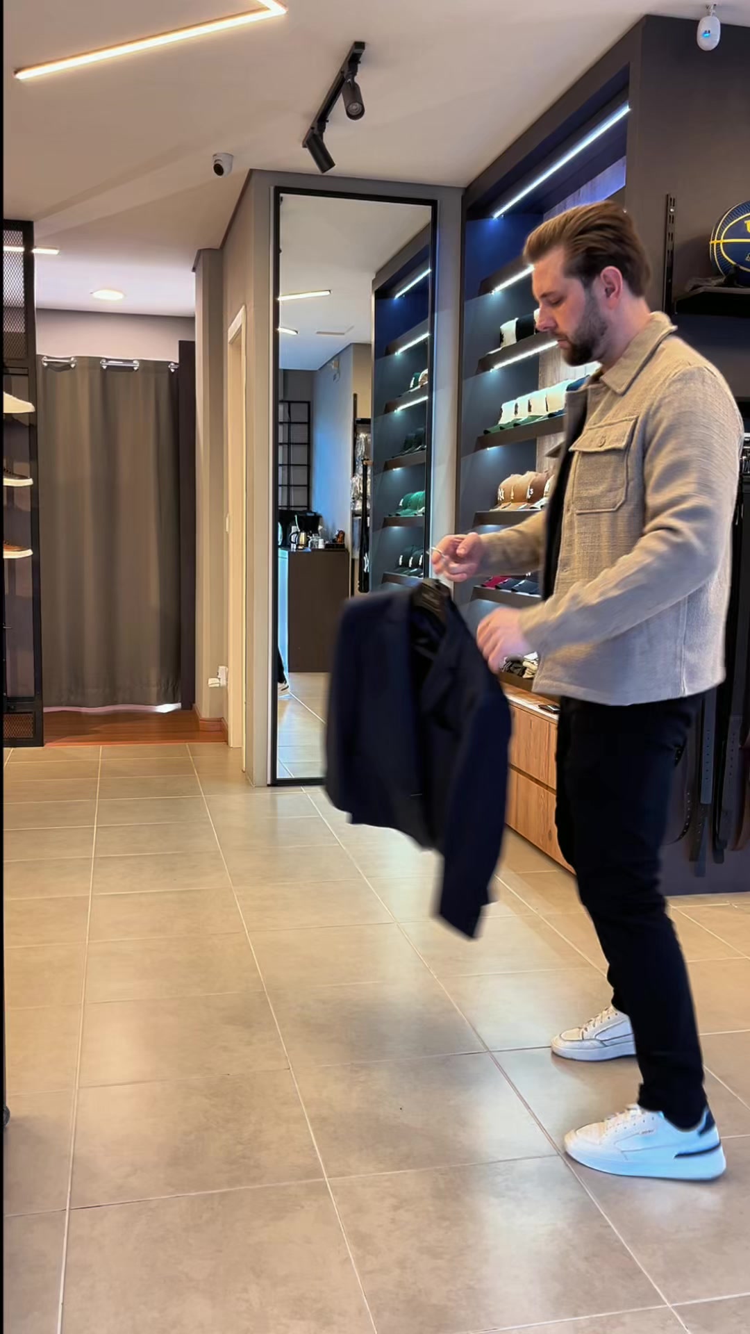 @VSTORE OUTLET