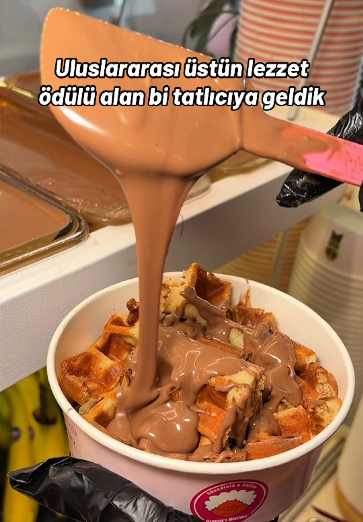 @İzmirdebirlezzet