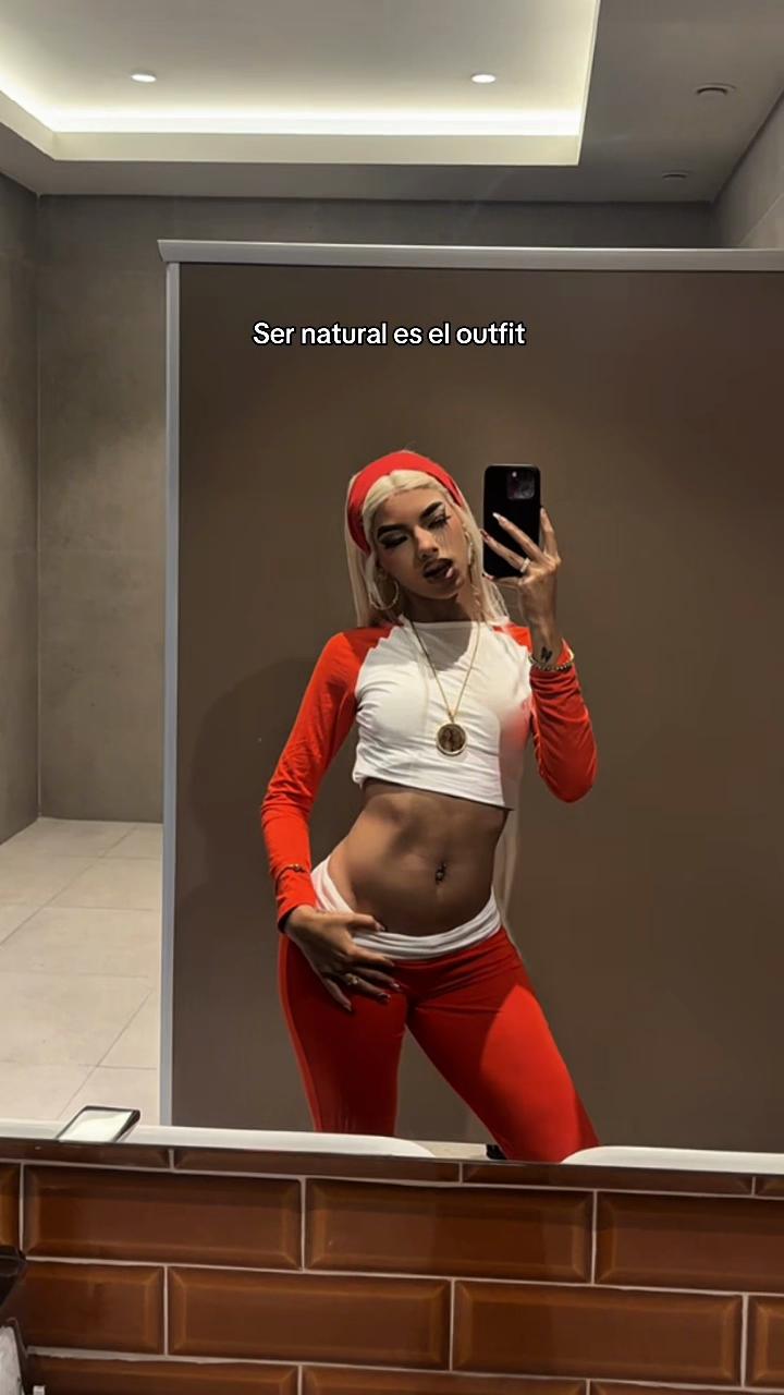 @Taniacuadro03