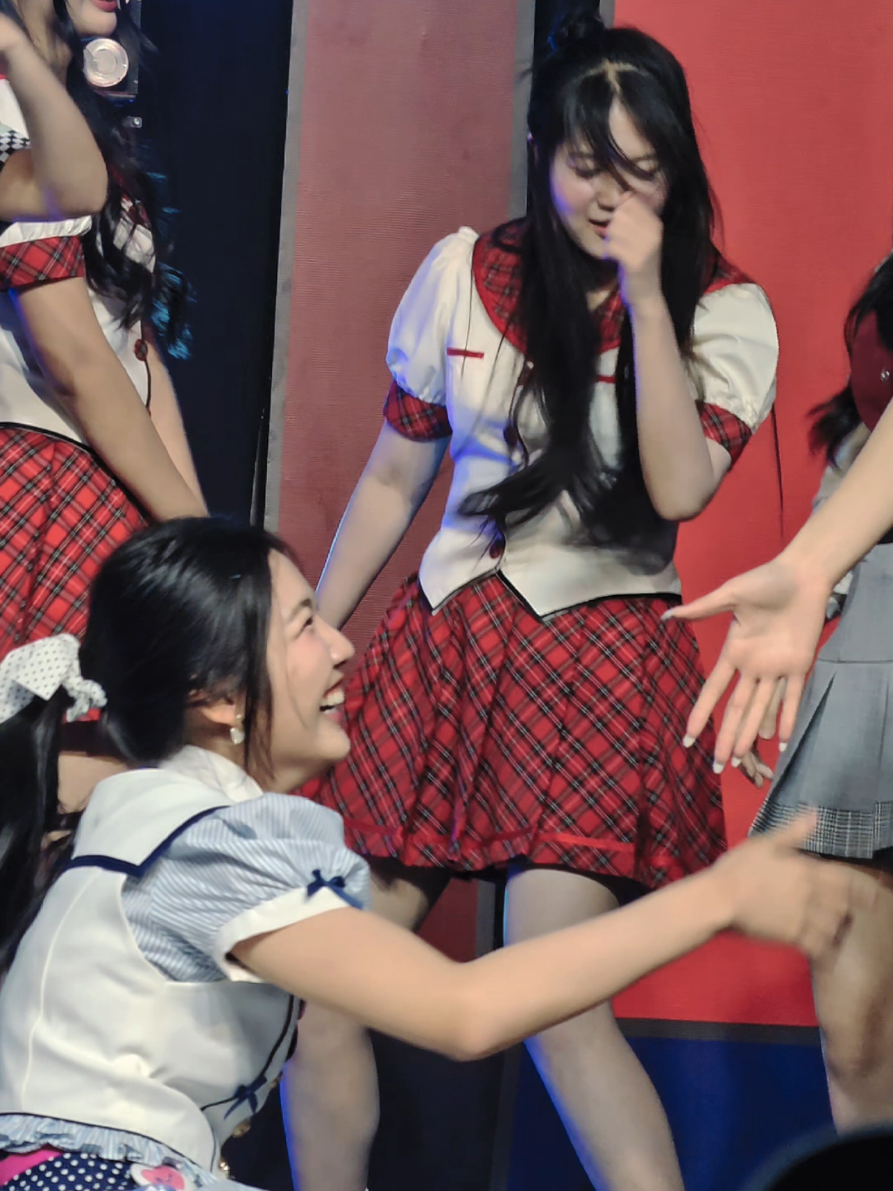 @เธอเป็นใครเราลงไว้ดูเอง