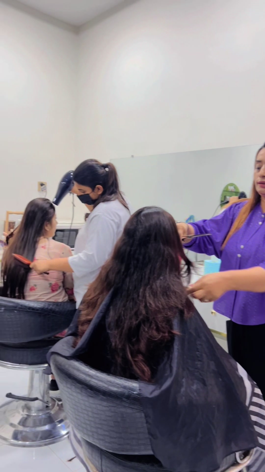 @Blooms beauty salon layyah