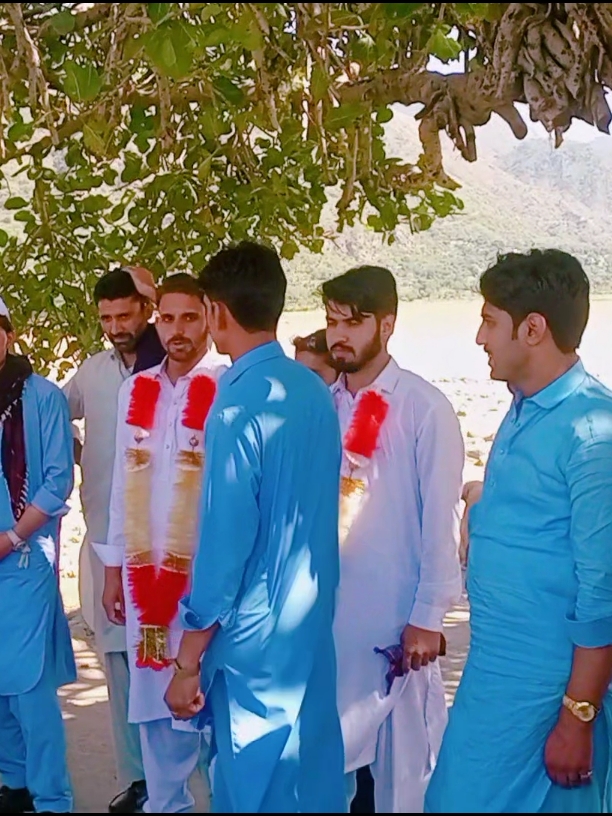 @Gul_Muqadam
