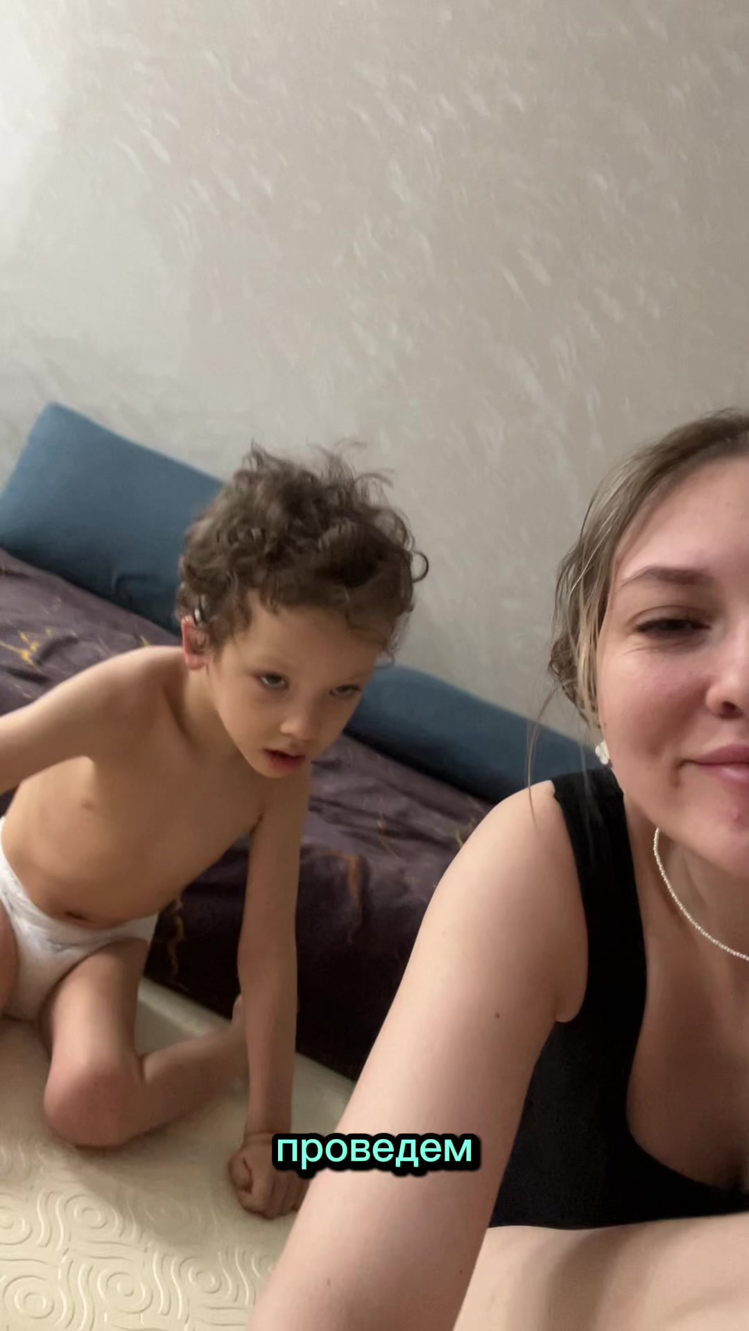 @ЖИЗНЬ ИСПЫТЫВАЕТ