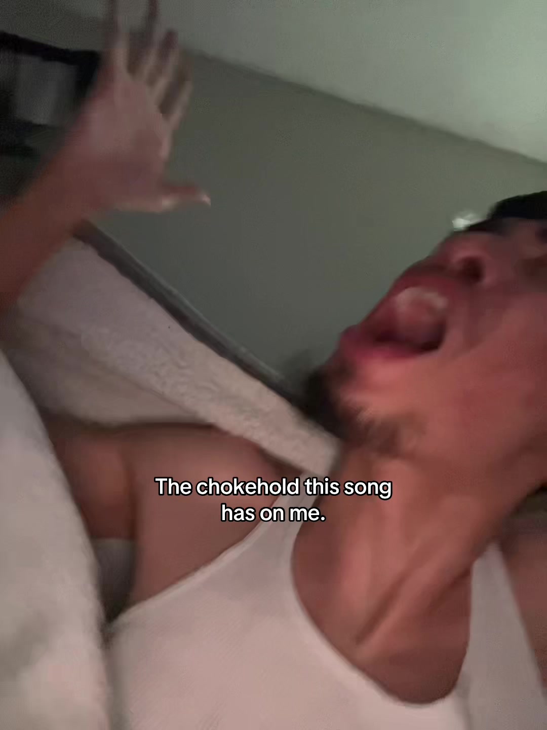 @￼