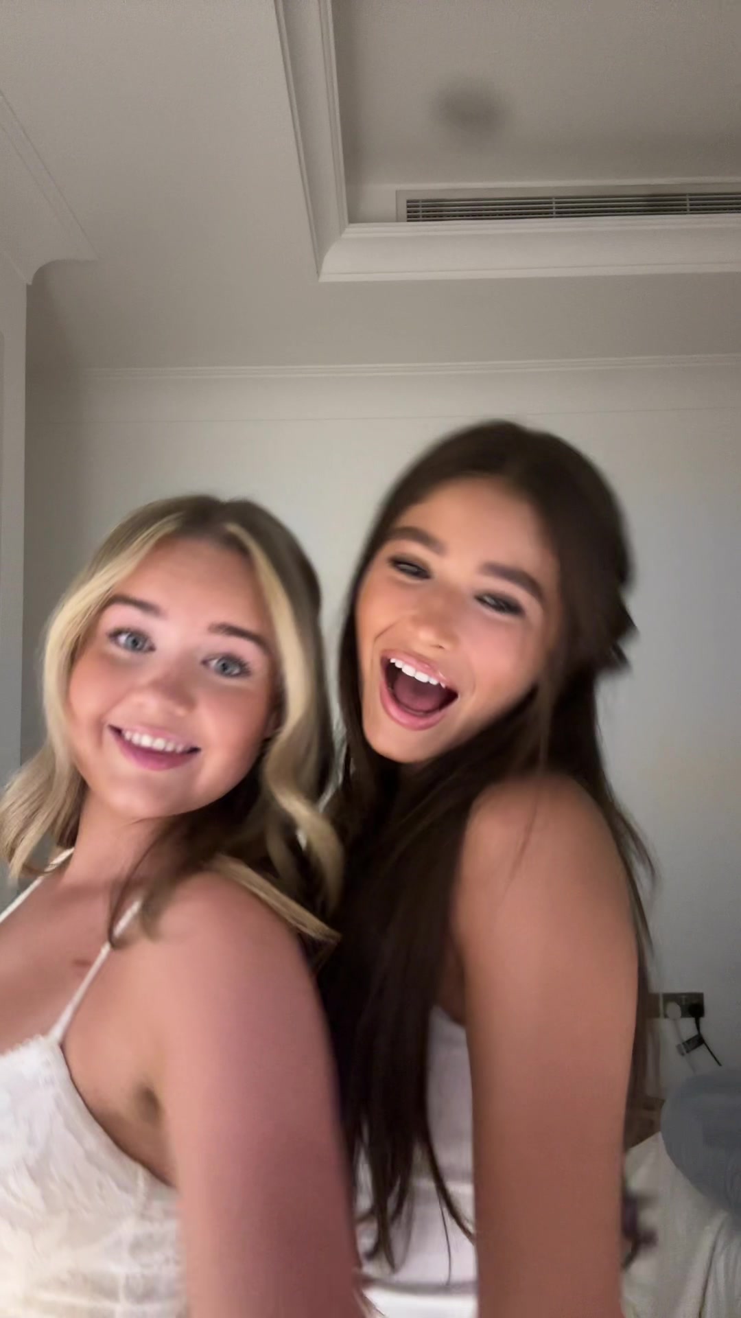 @Lara