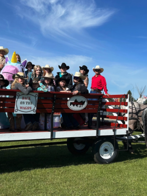 @Pigeon Lake Horse Drawn 🇨🇦