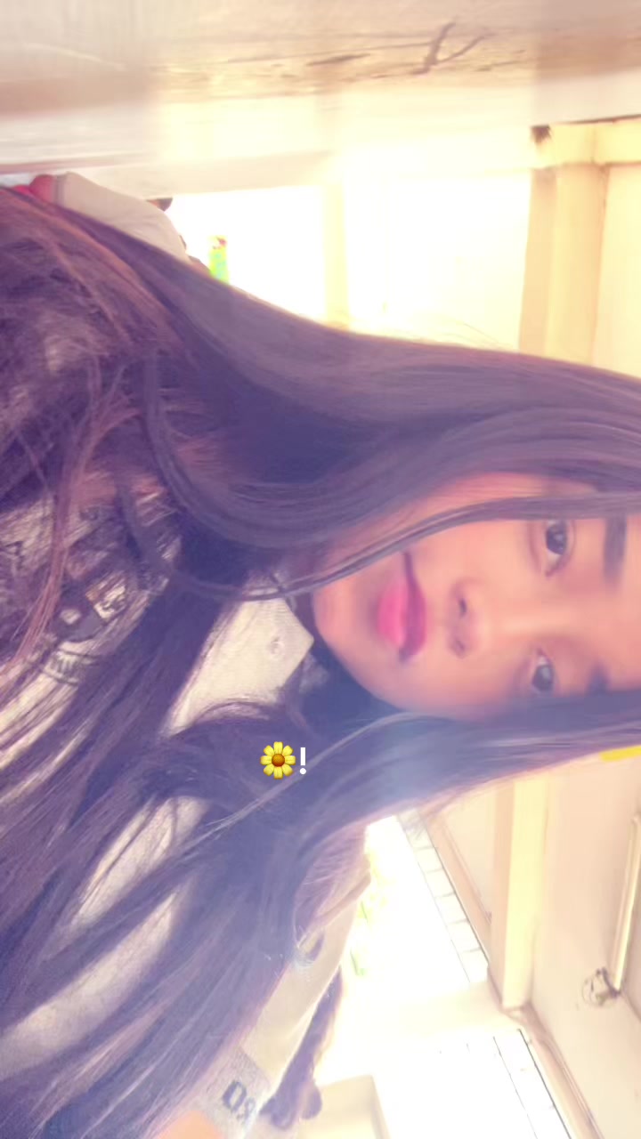 @Emelicita🧡.