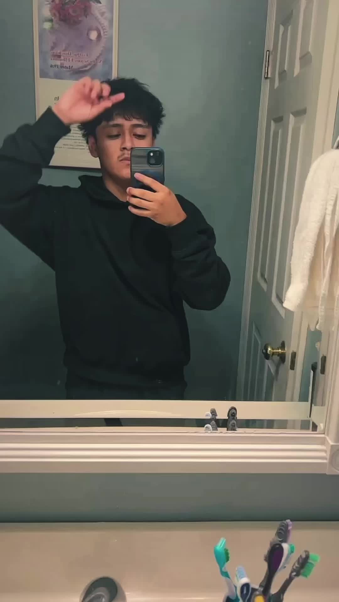 @Xvix