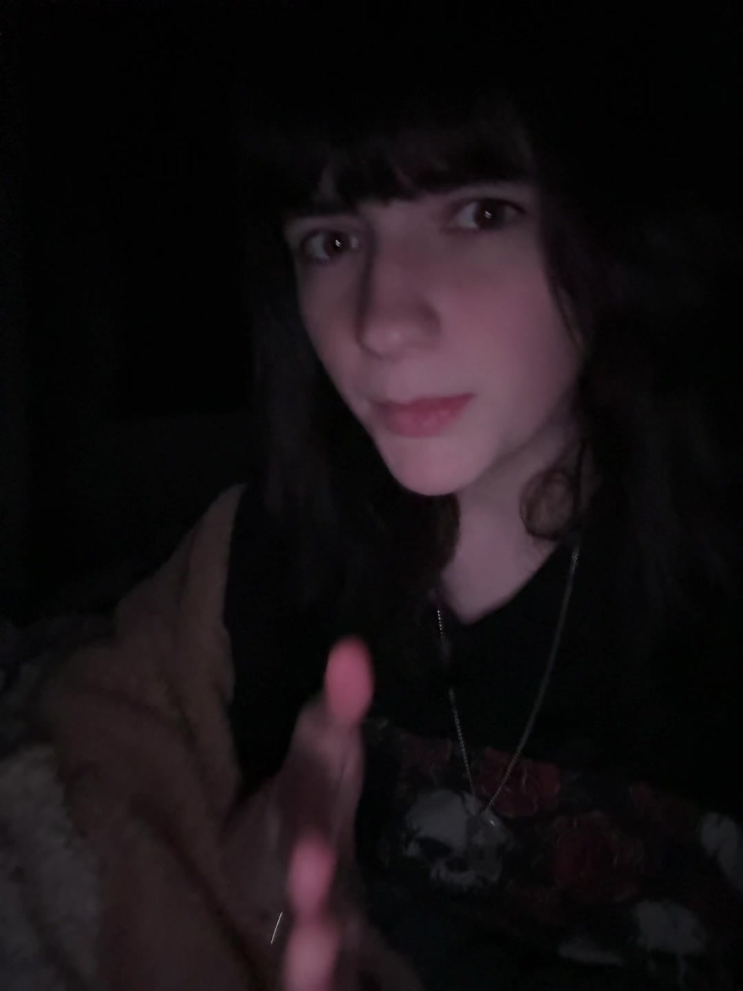 @Hayhaysnow