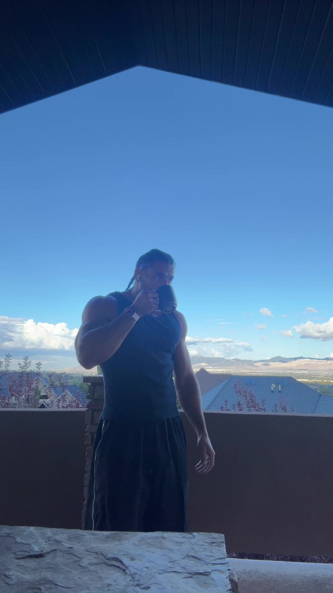 @Van