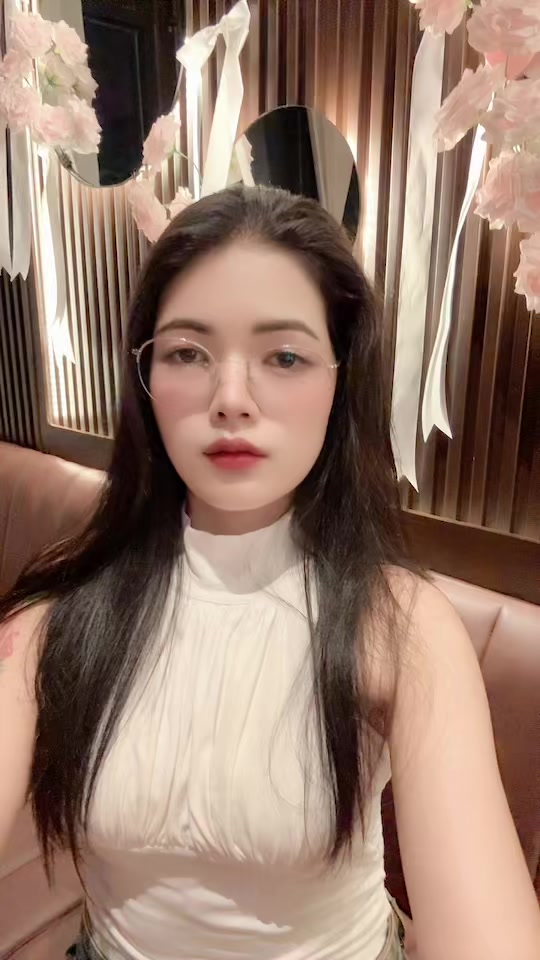 @ນ້ອຍ小小