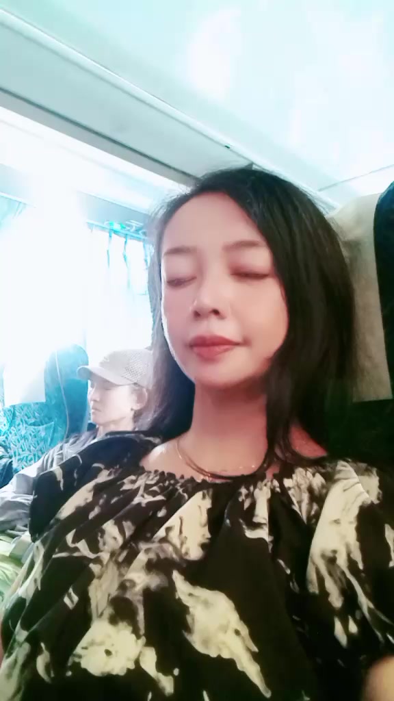 @🇮🇩 caca formoza ♥️🇹🇼