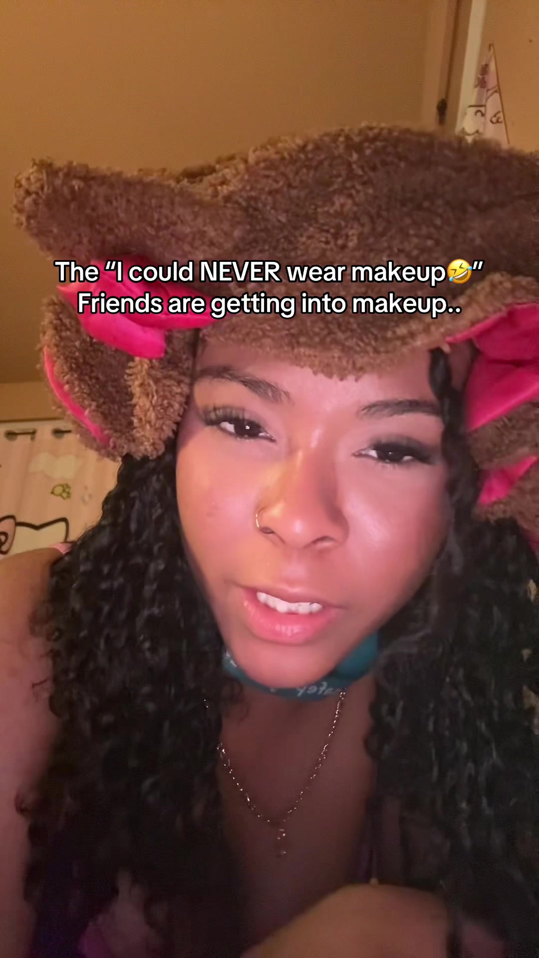 @adriannamoniqu