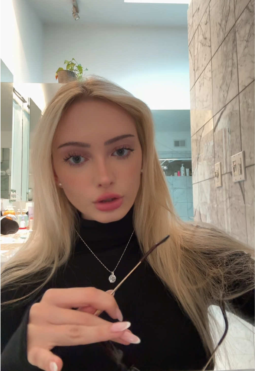 @v
