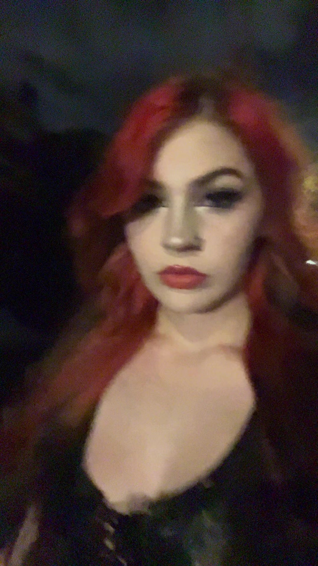 @Selena