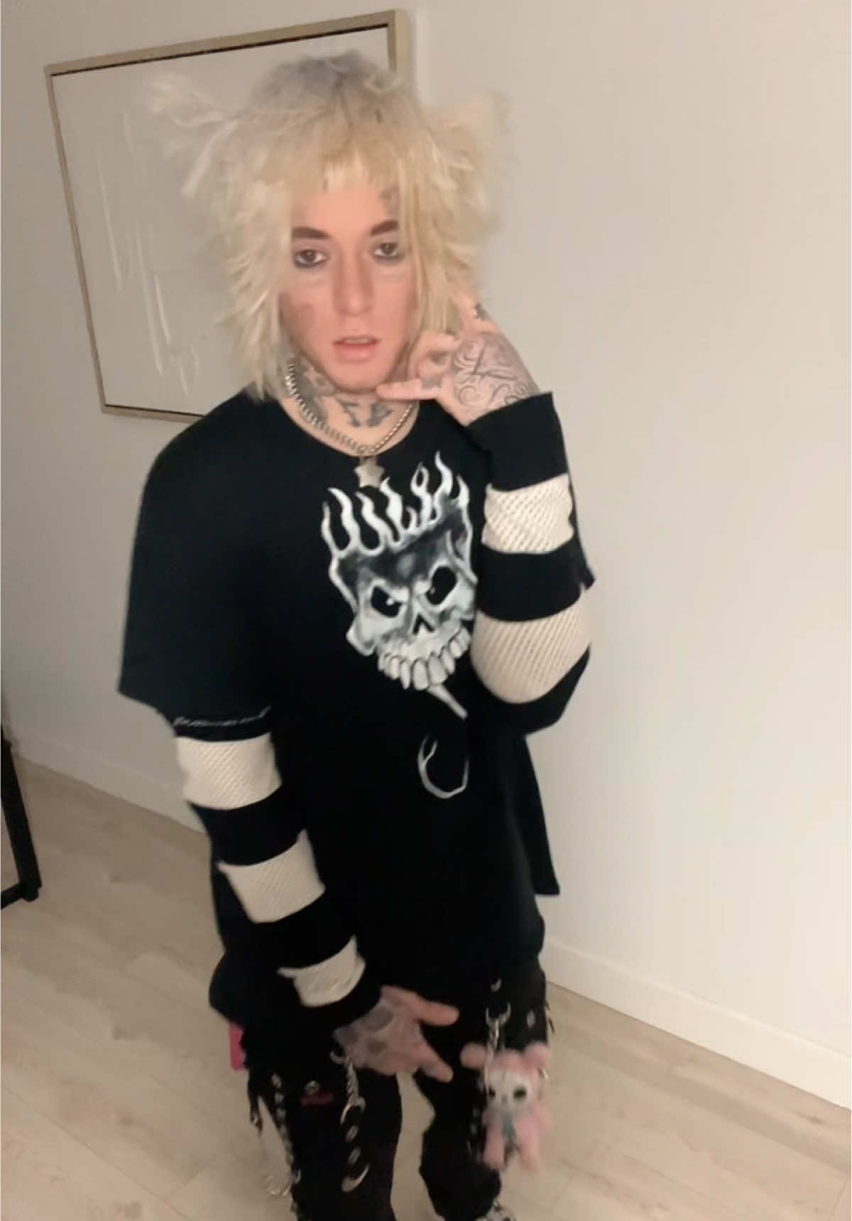 @★𝙝𝙚𝙡𝙡𝙤𝙠𝙞𝙩𝙩𝙮𝙗𝙤𝙞★