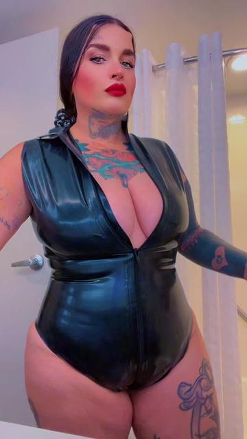 @Mistress Dolly
