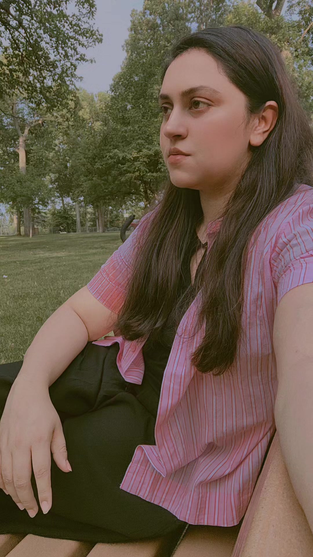 @Aroohanaz