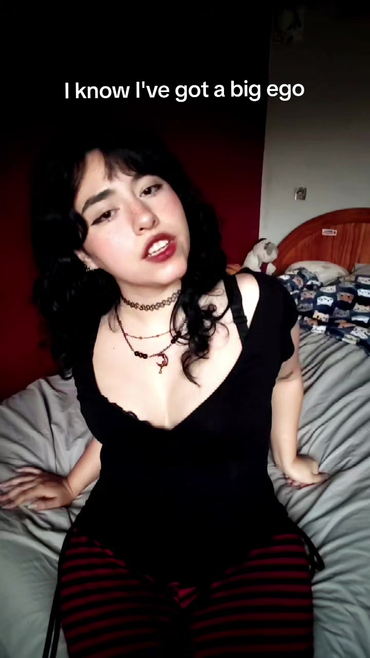 @Vampyra🦇