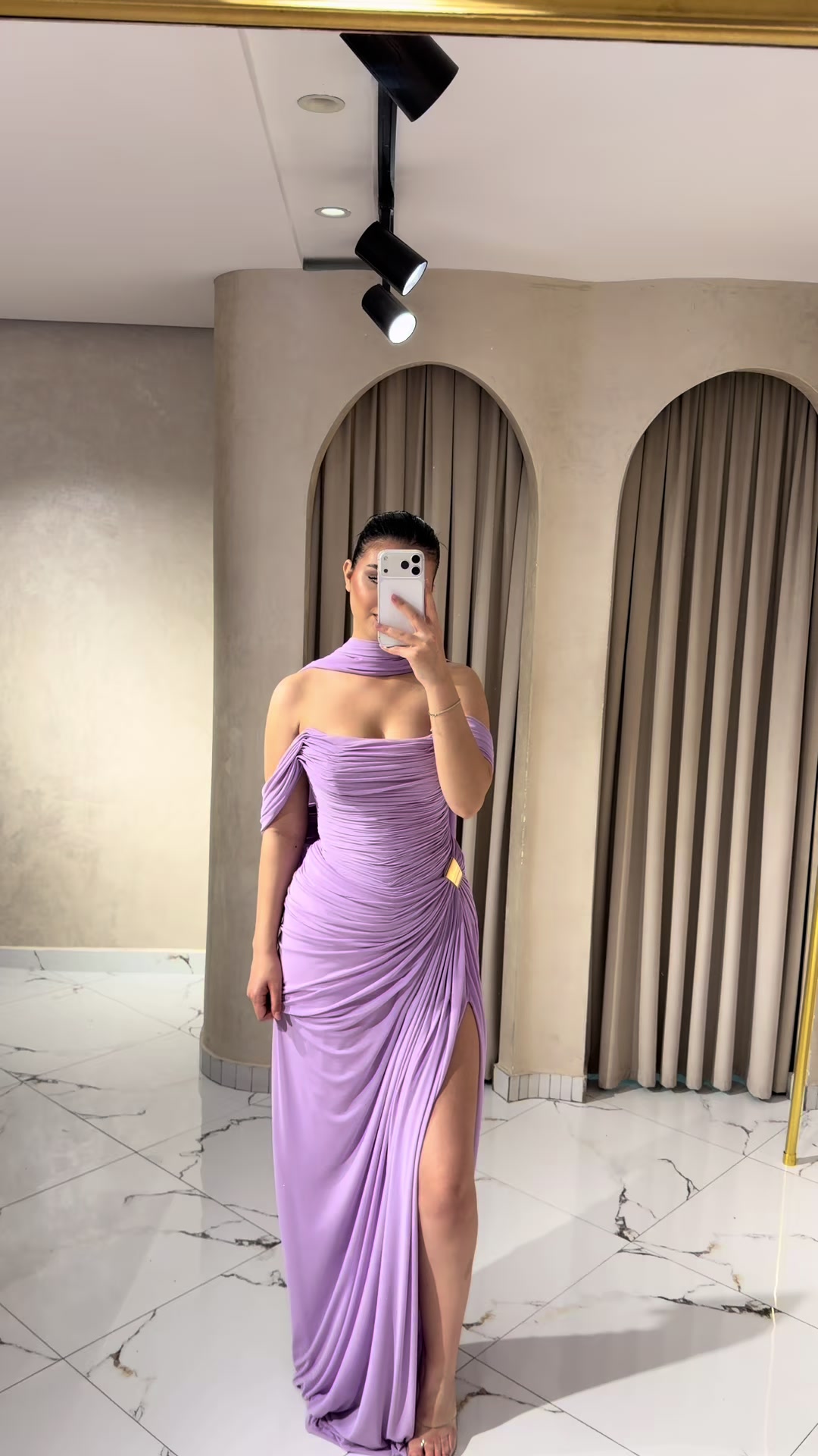 @Fustanemeqera_besa_xheni