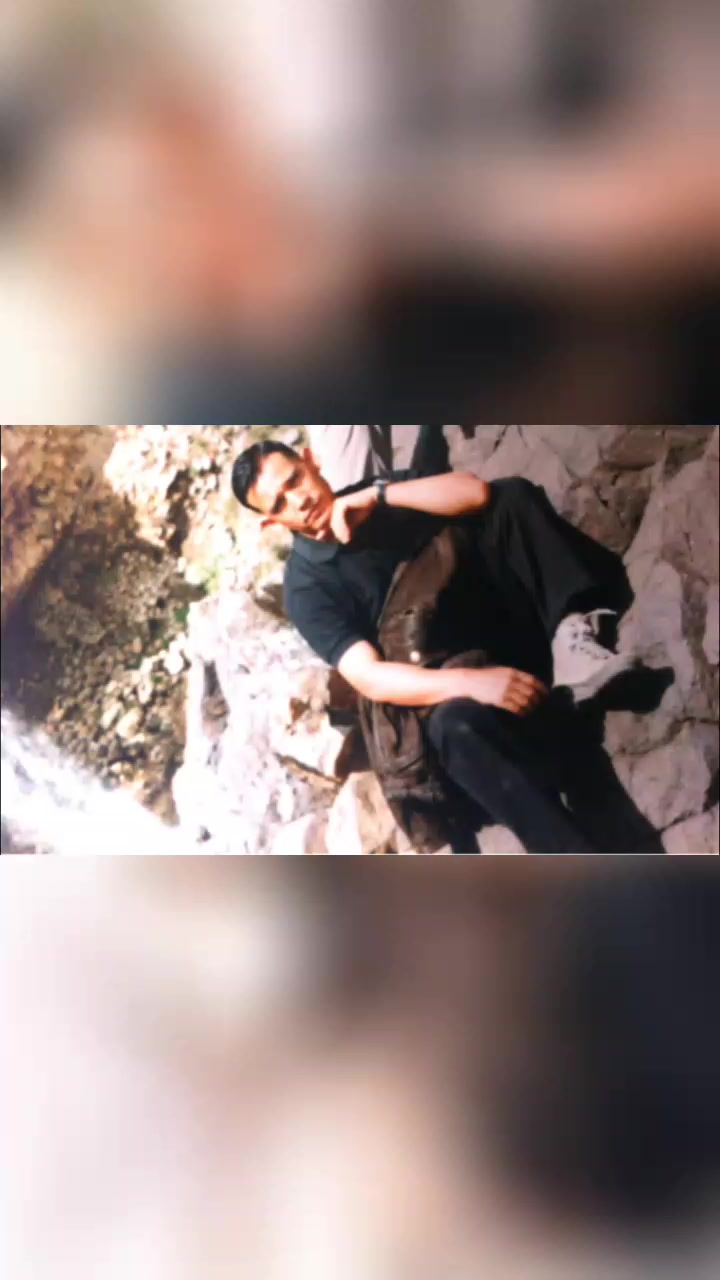 @Ru🐝 Adhikari