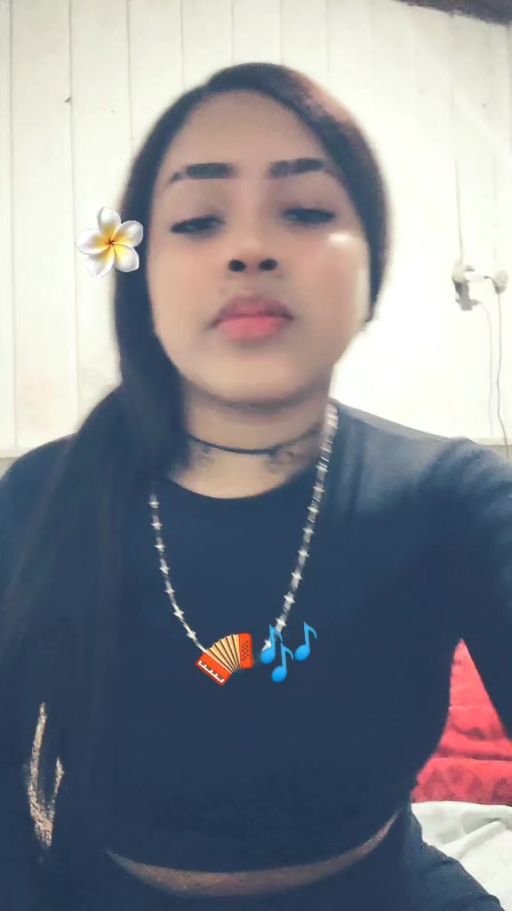 @tú nenas chiquita ☘️