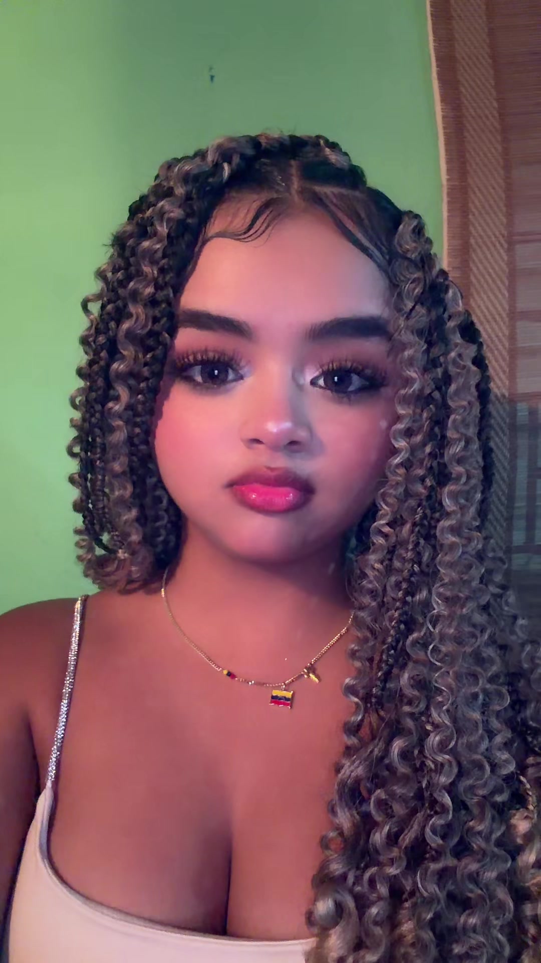 @kamila54307