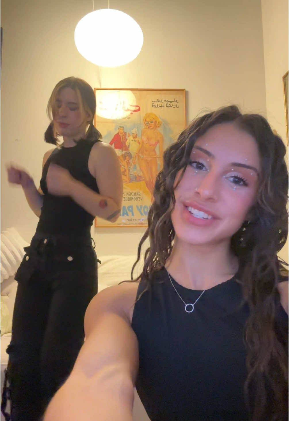 @Camila