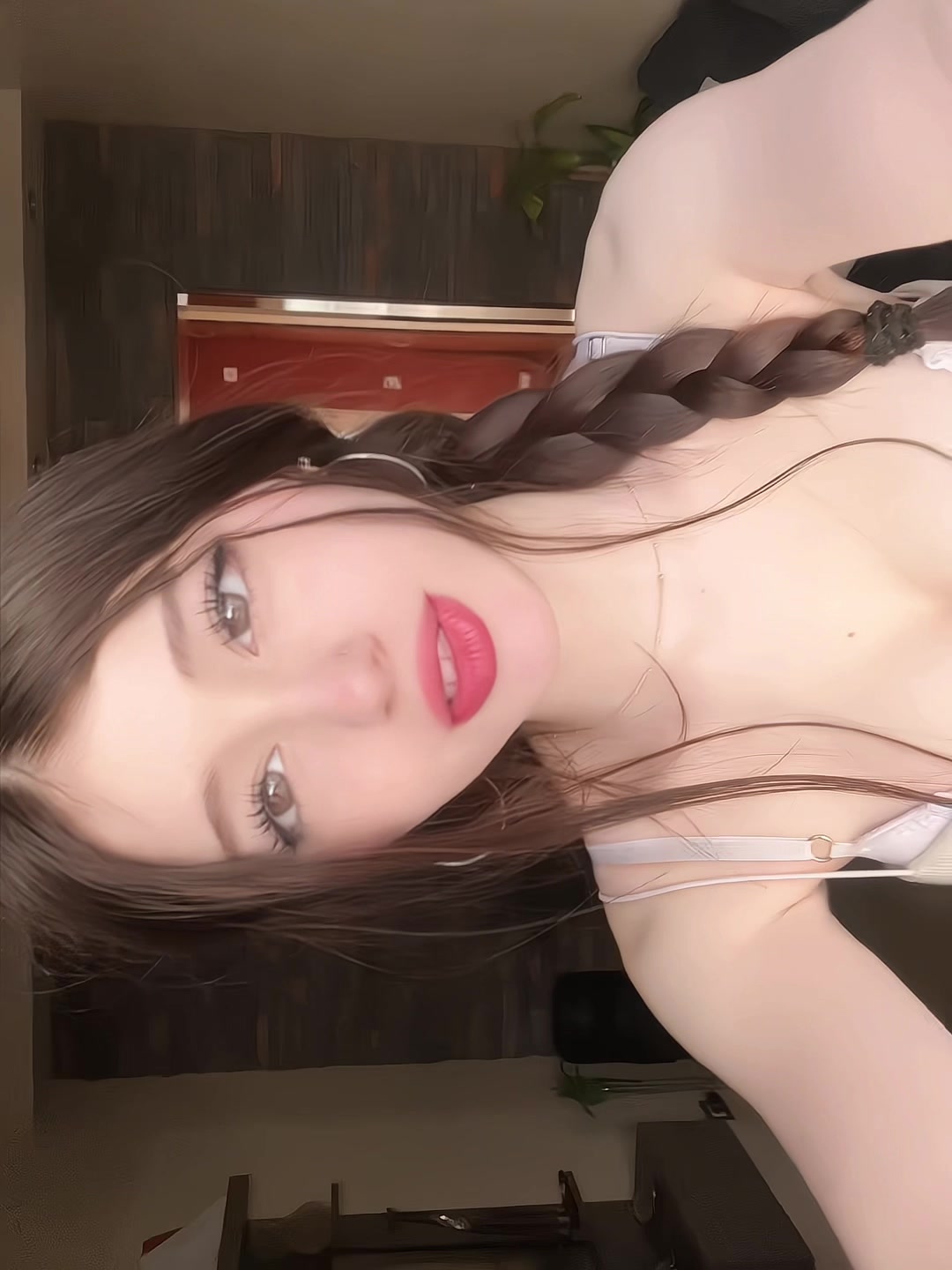 @isidora