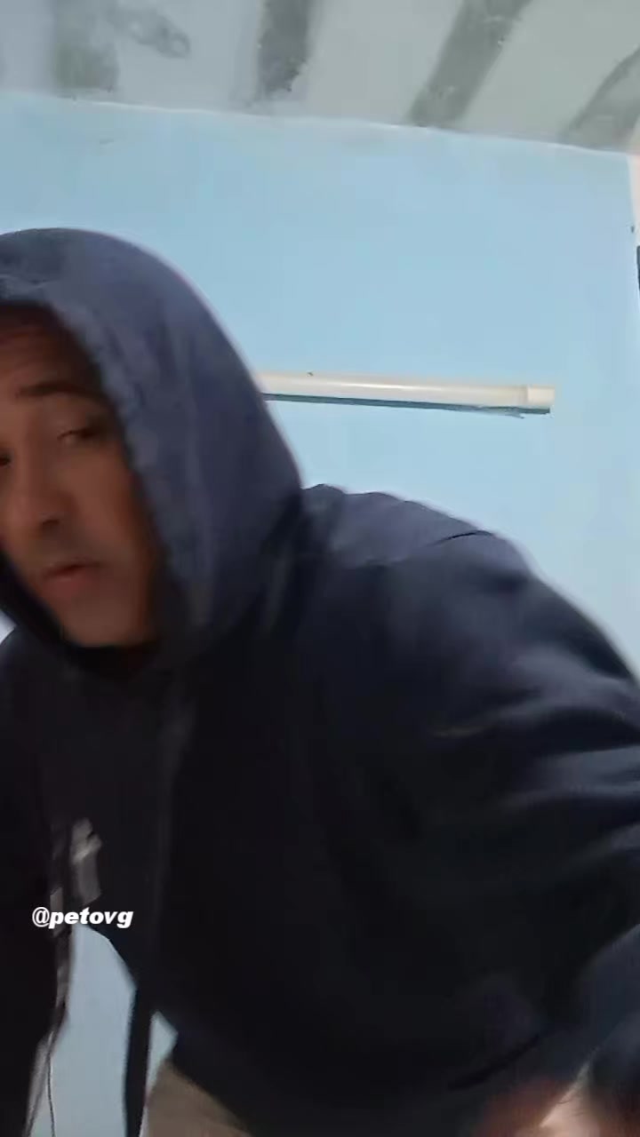 @petovg