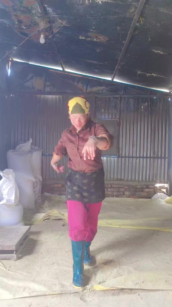 @☦️सोफिया चेपाङ्ग🇳🇵