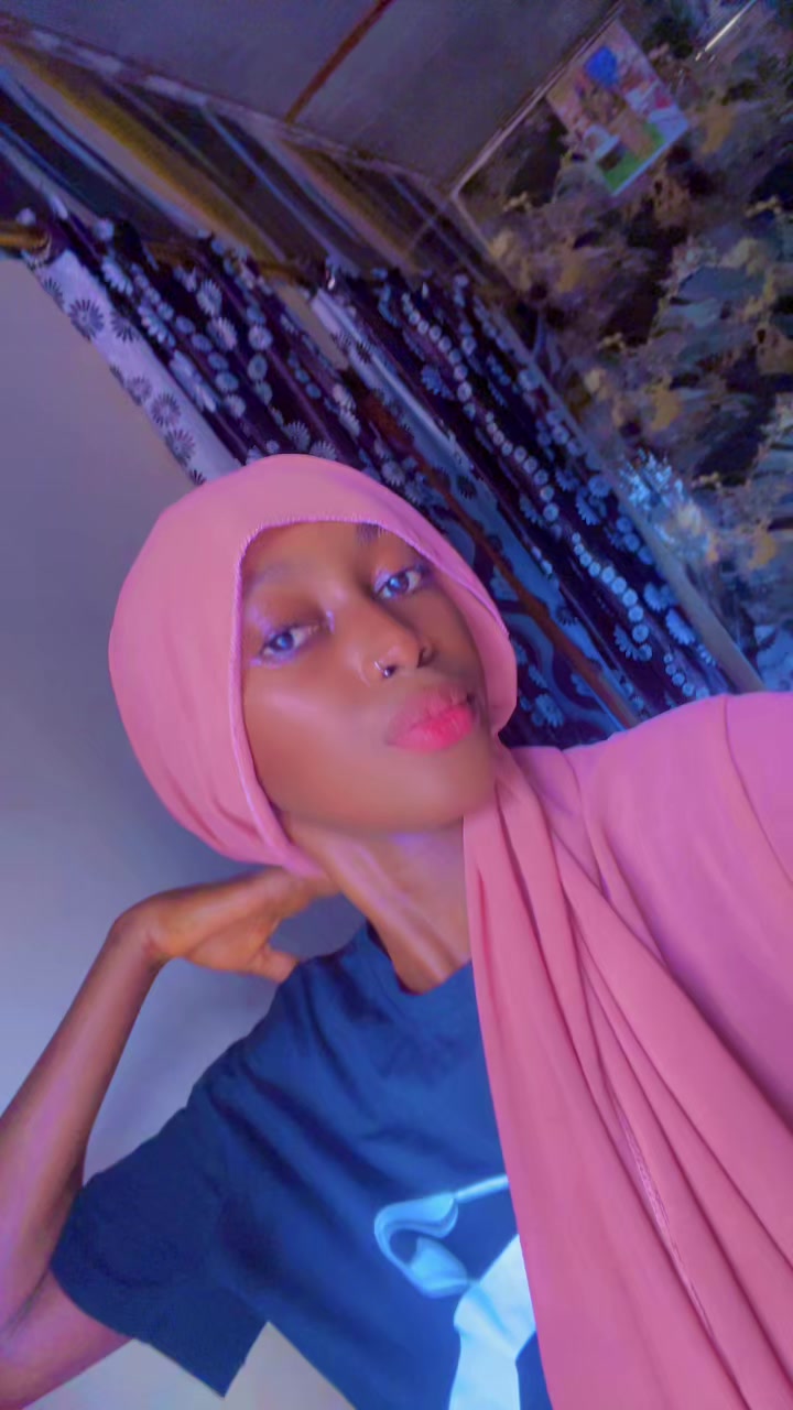 @Chartceesay