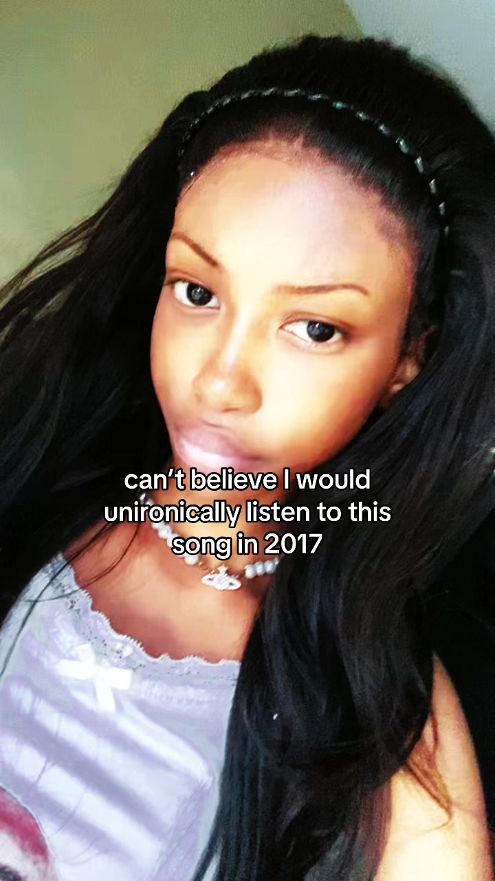 @bloomingbambina