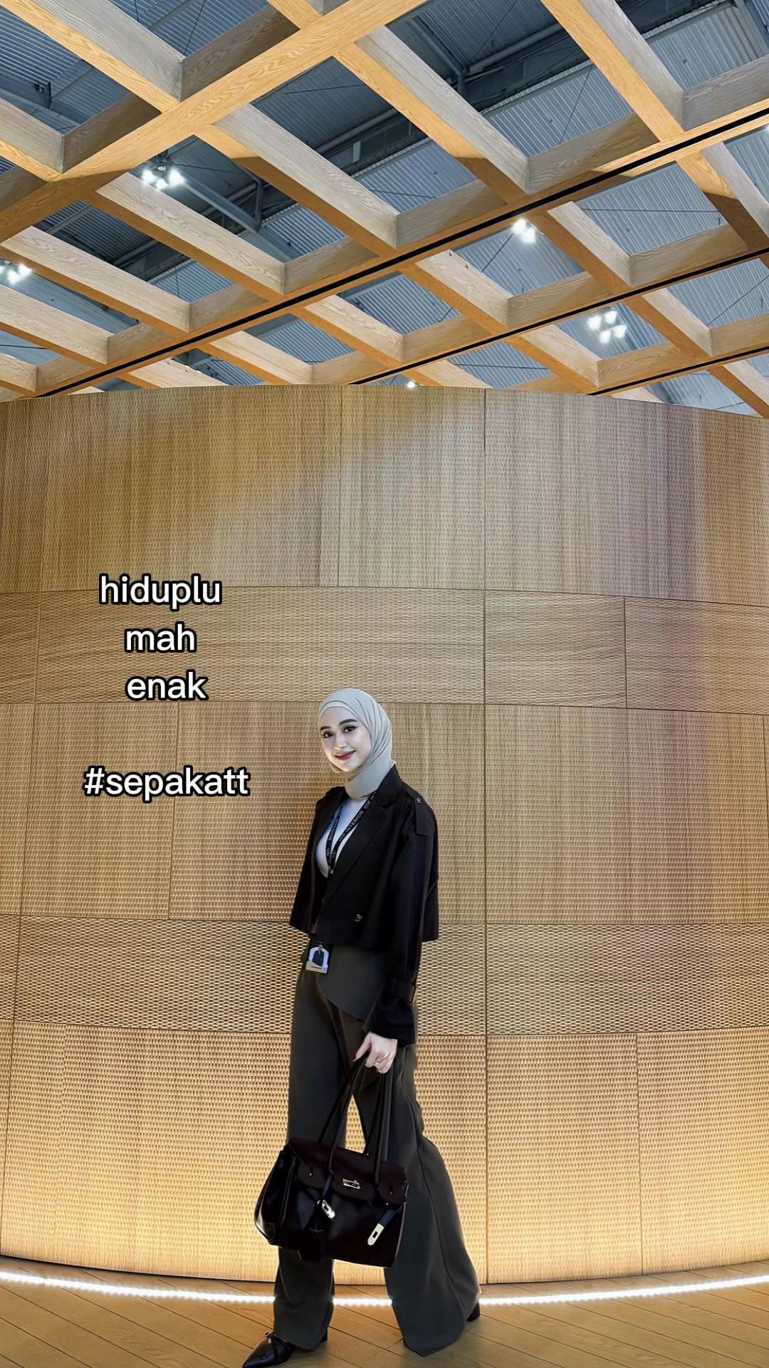 @Kikifentii