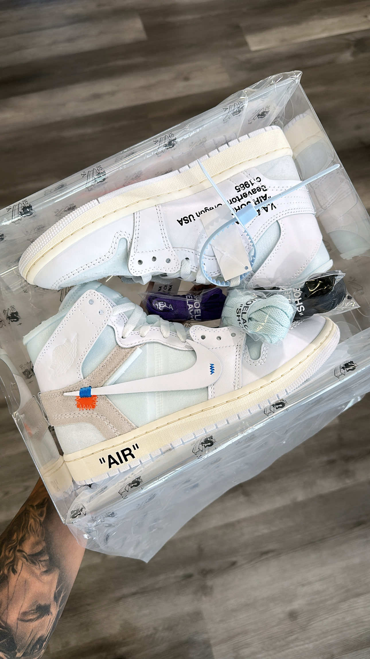 @levelupkickz