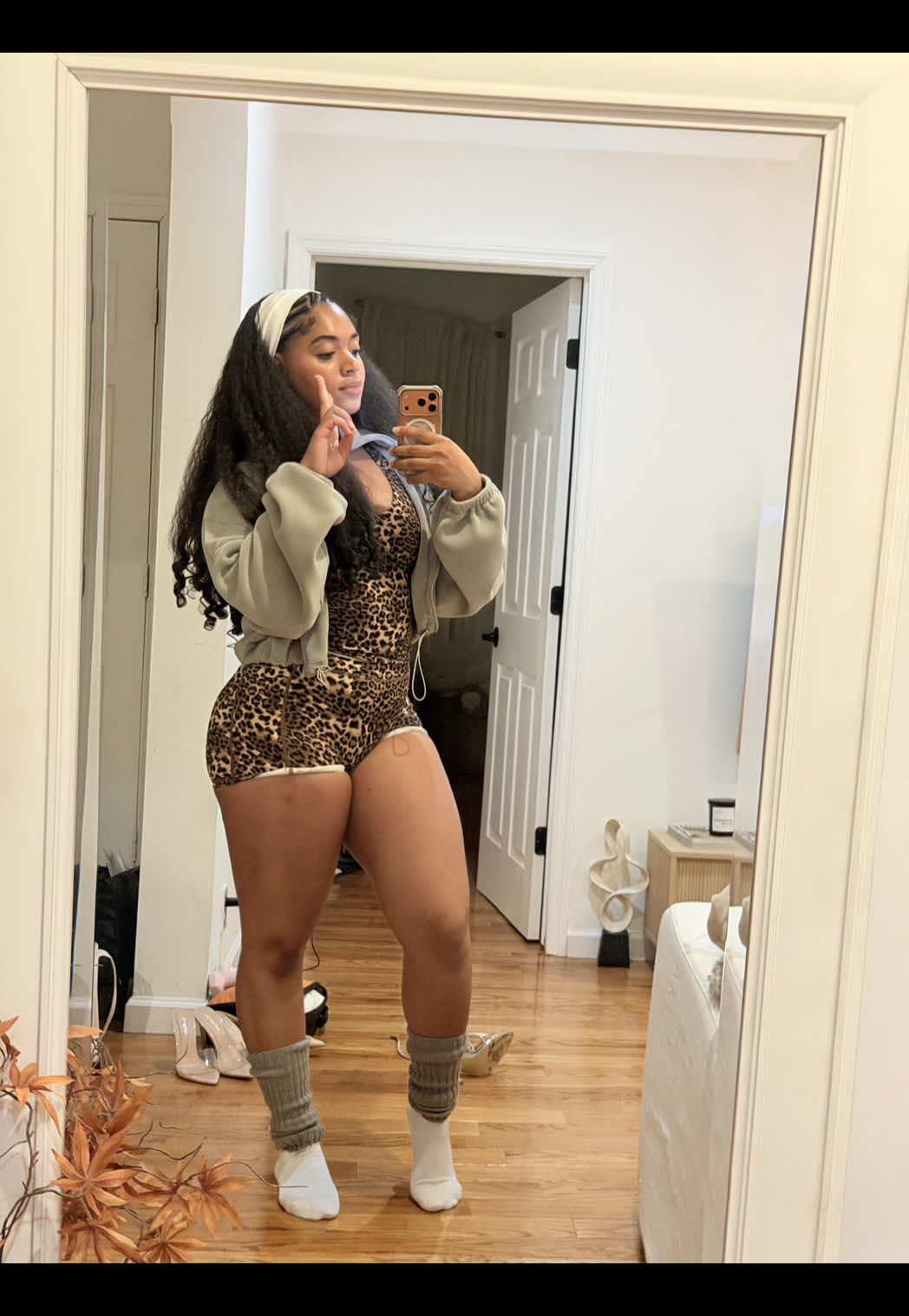 @Lee_