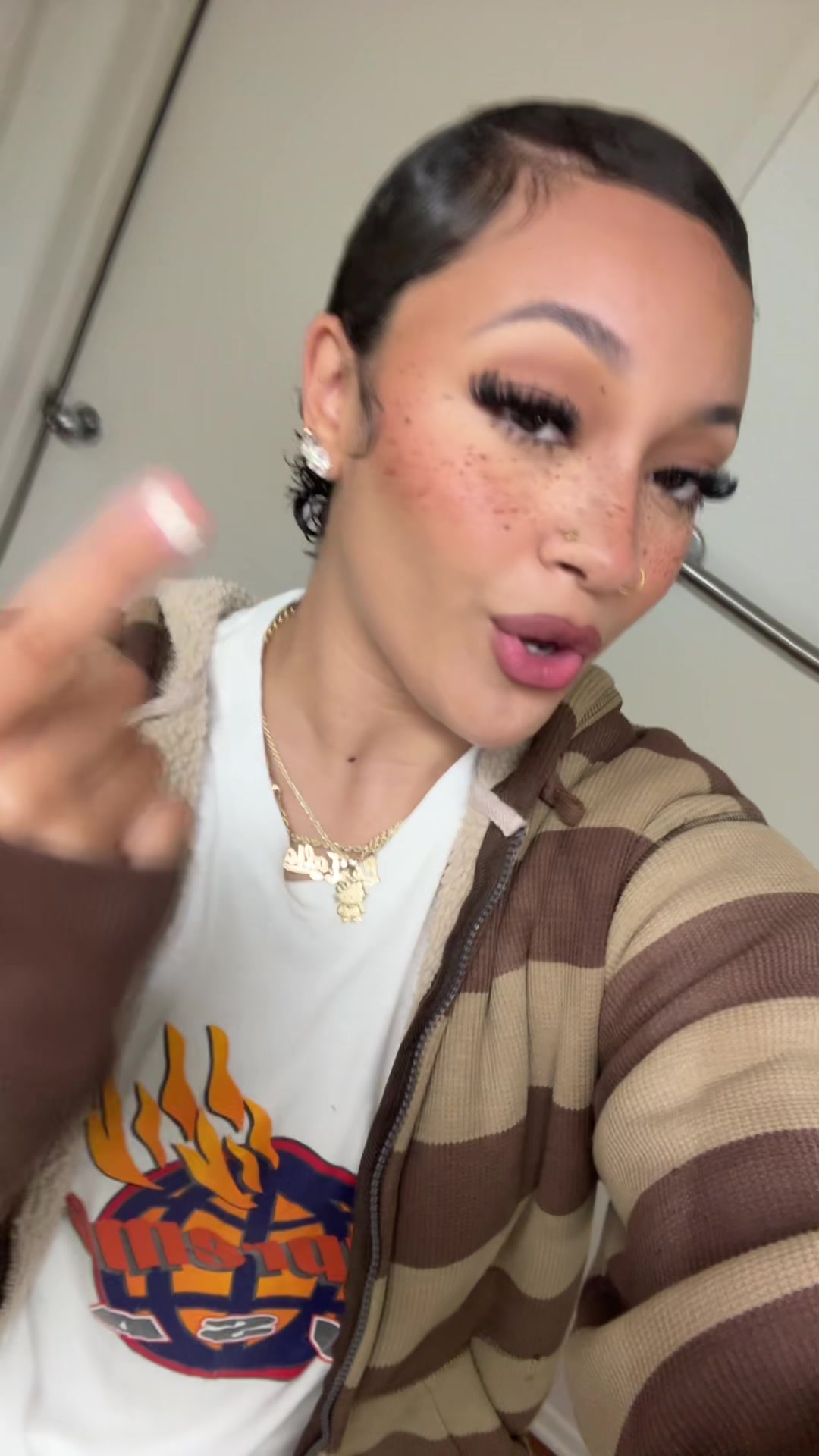 @TBREEZY👩🏽🎤