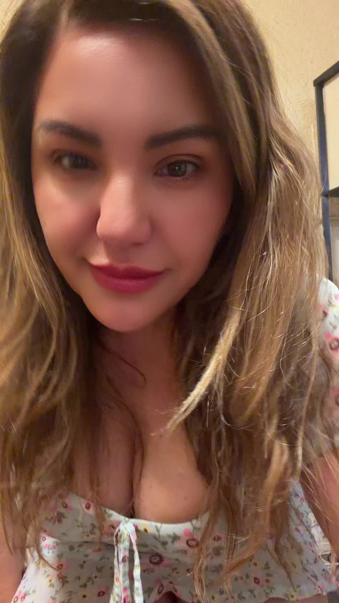 @mariela.j.v