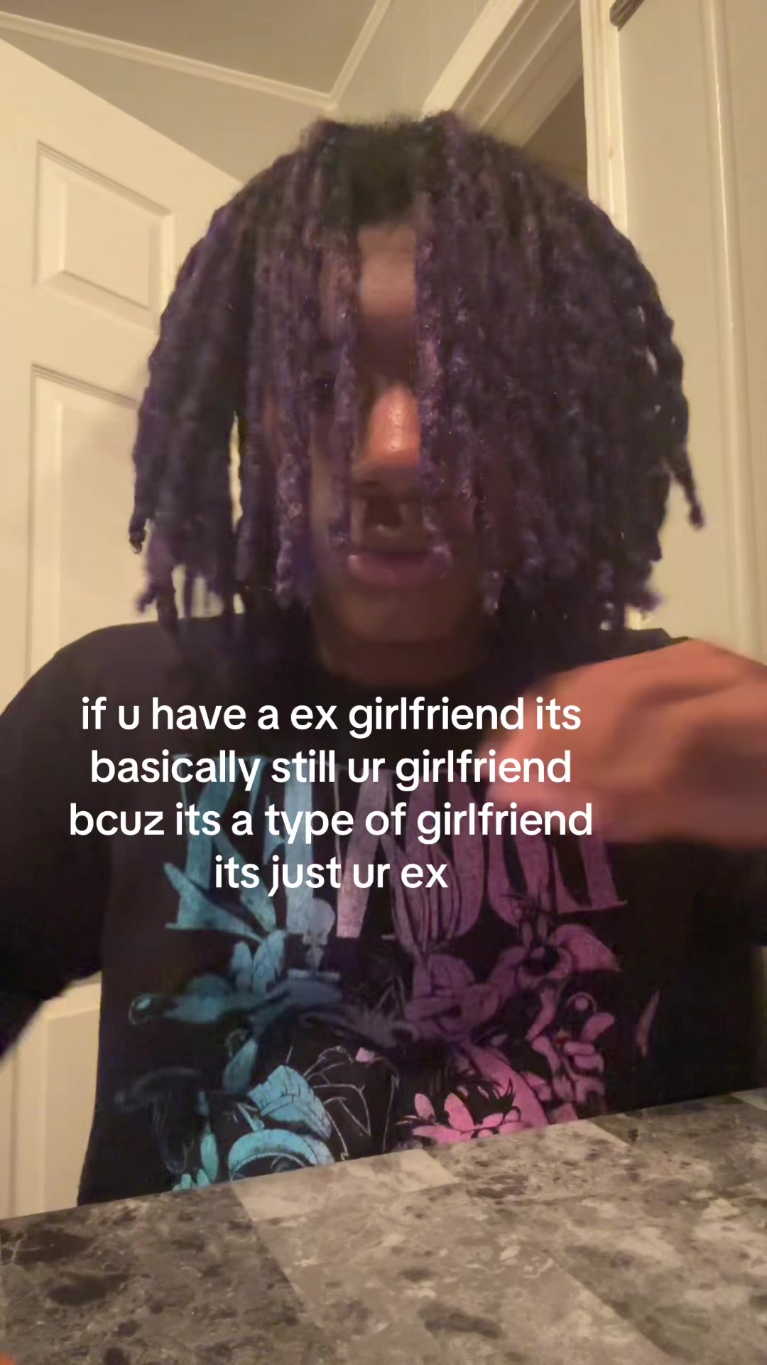 @￴ 𖤐