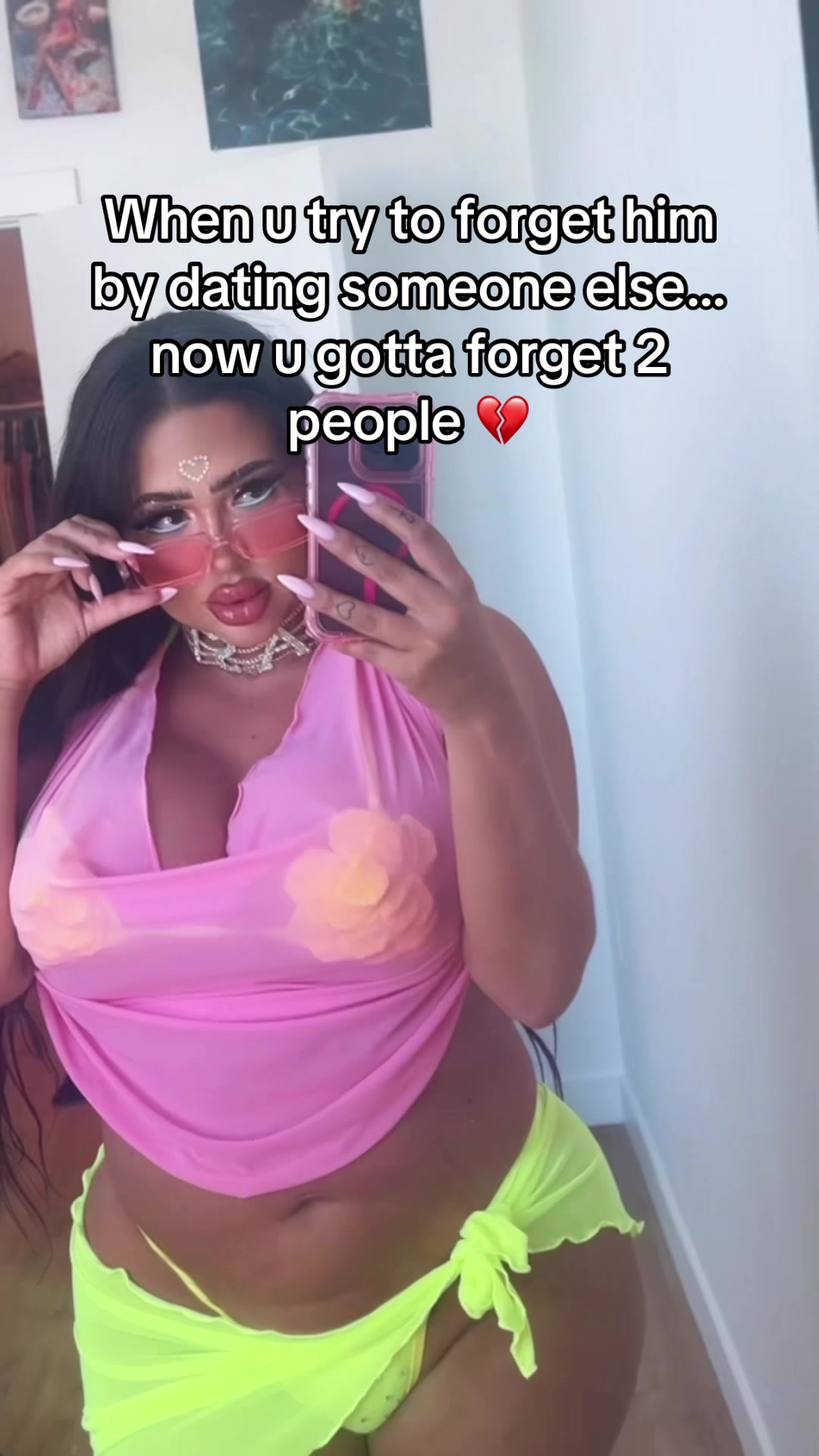 @zoeyfoxxofficial