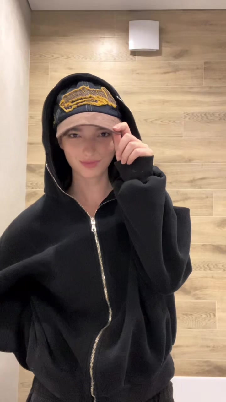 @Асика