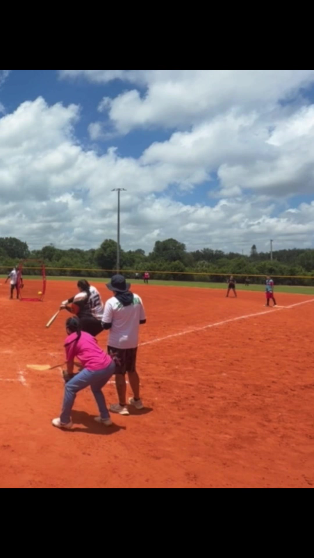 @that.slowpitch.lefty
