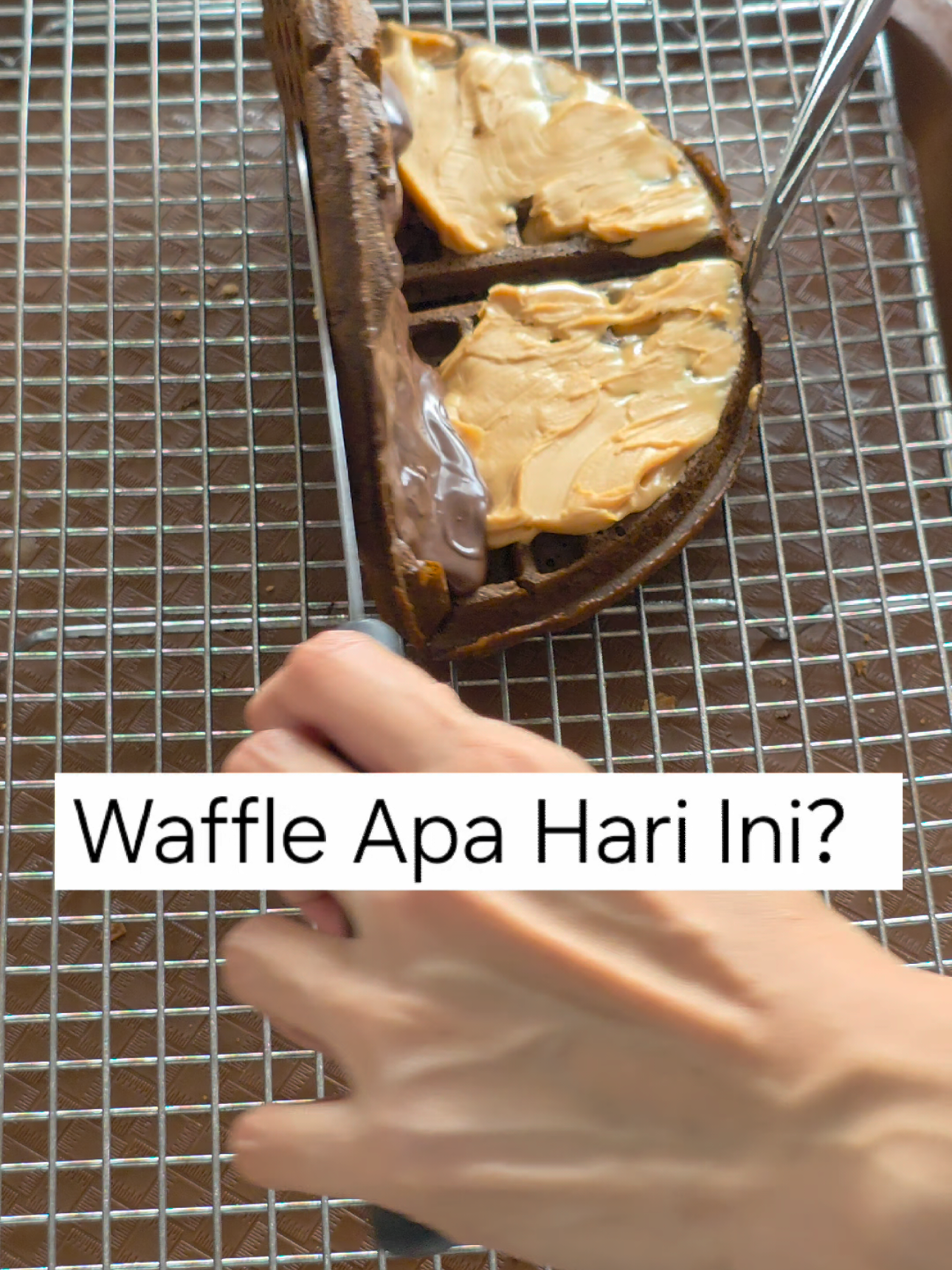 @Famous Waffle