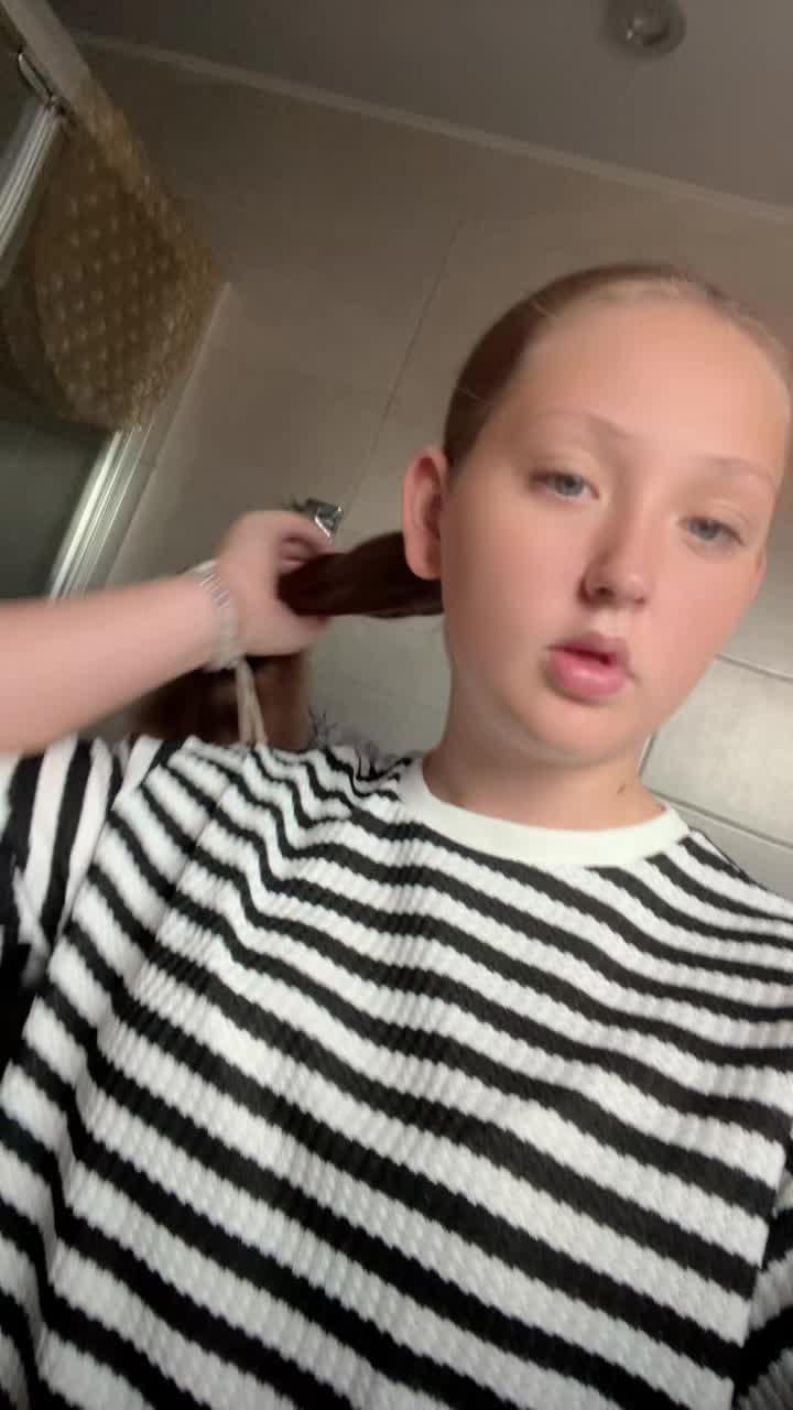 @Elizabella