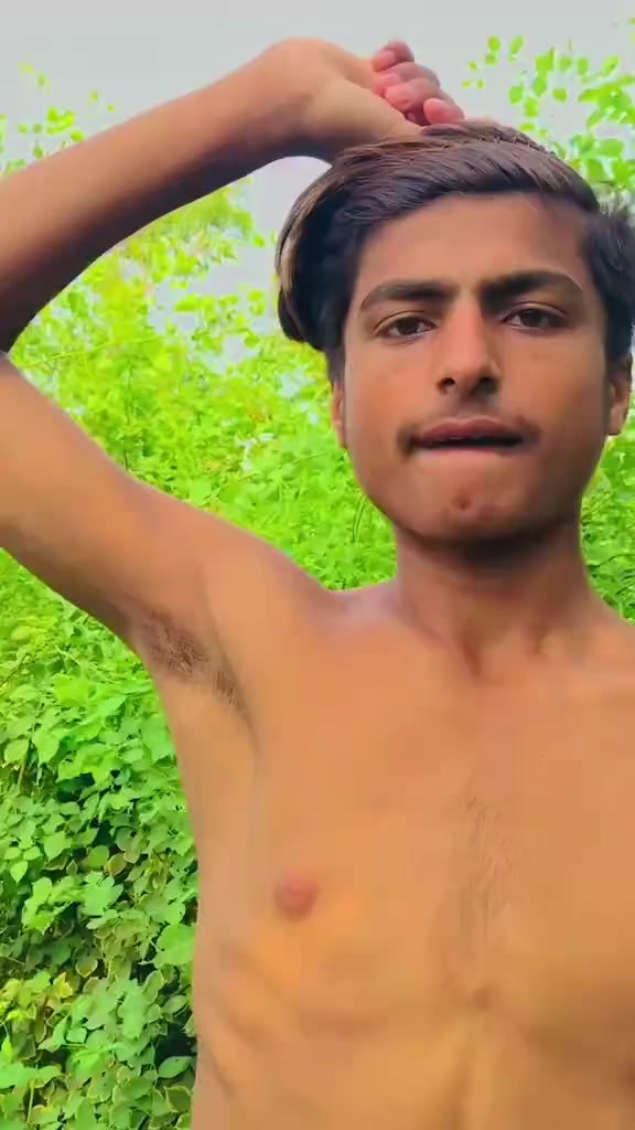 @Muحeeb