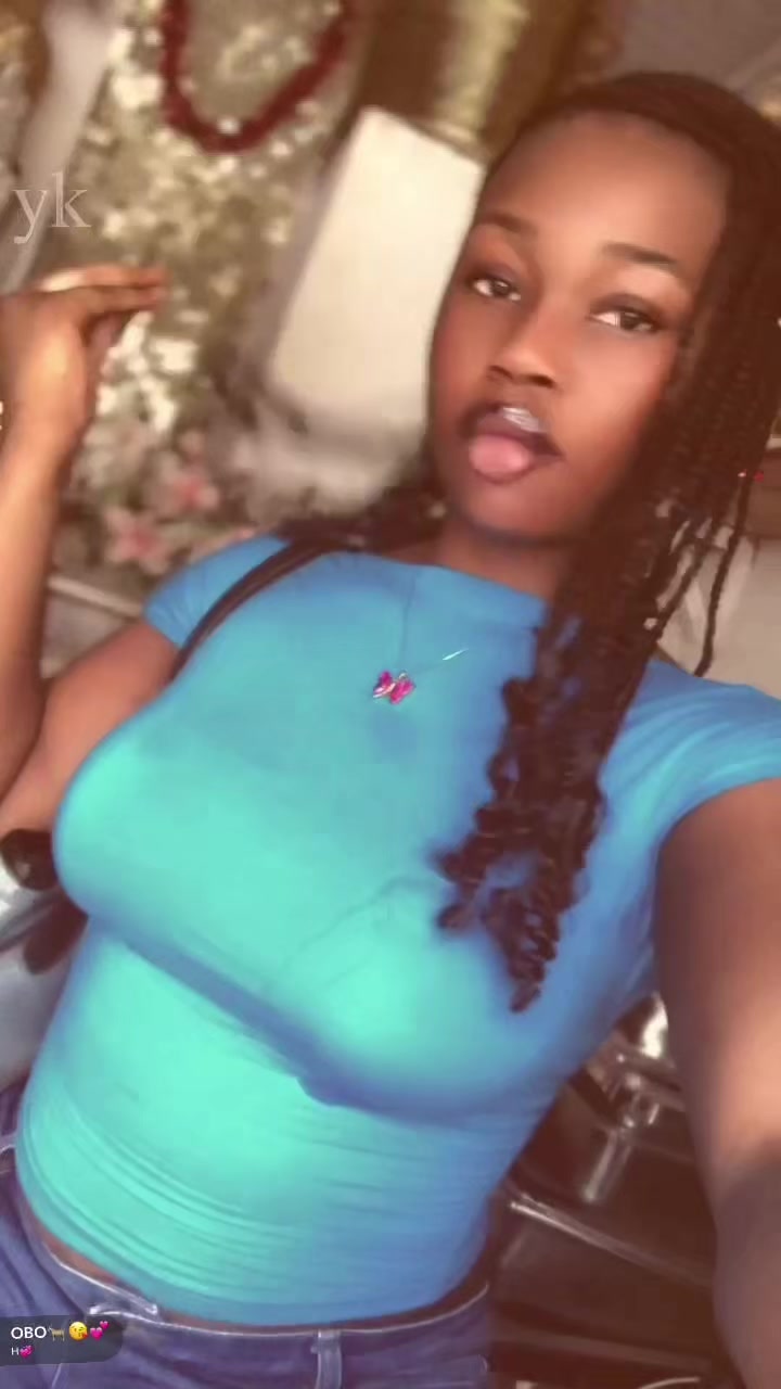 @𝒞𝒽𝒶𝒸𝒽𝒶🍒