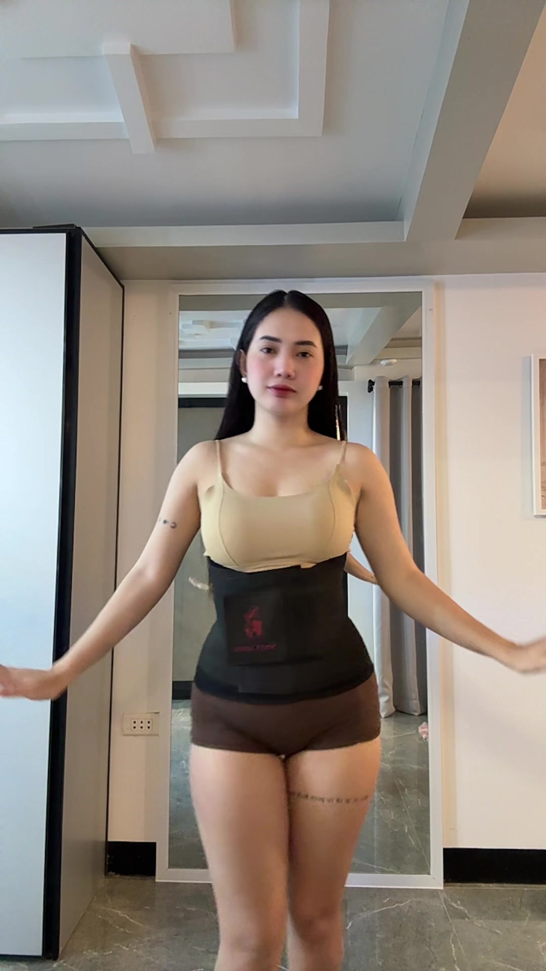 @Hazelpetipit